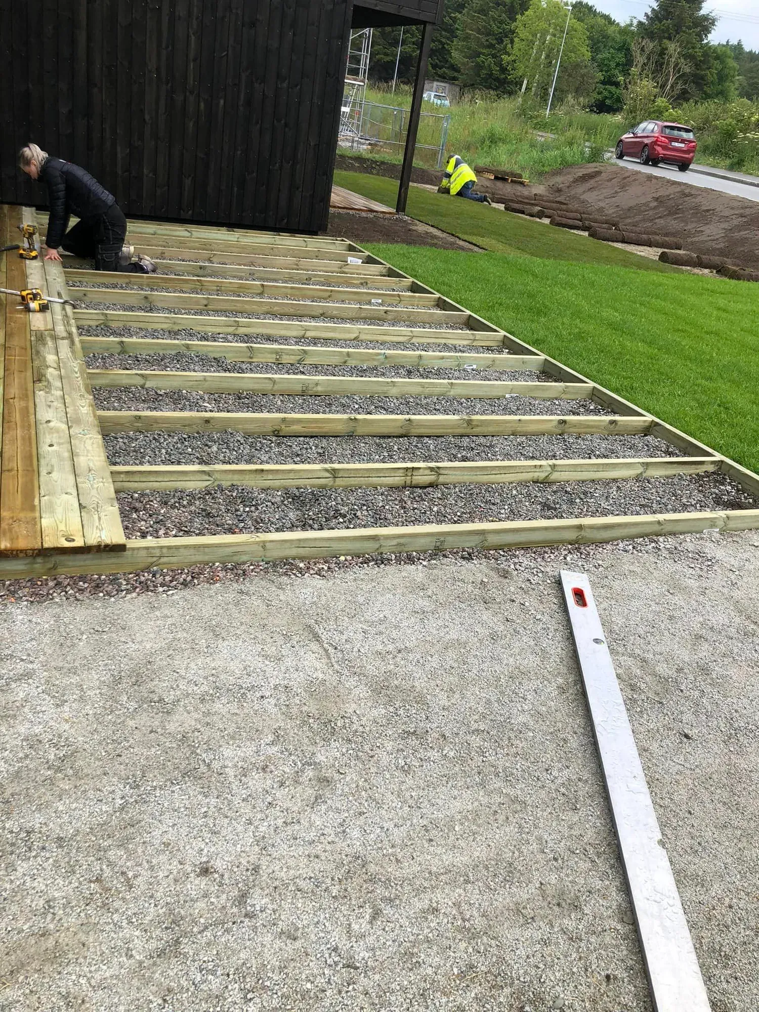 Underlag og bjelkelag før terrasse ferdigstilles.